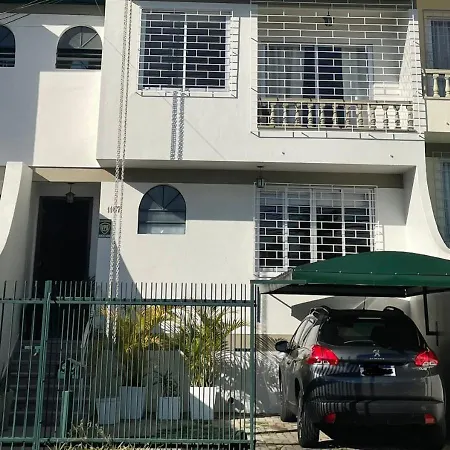 Conforto E Elegancia Em Bairro Nobre De Curitiba Exterior photo